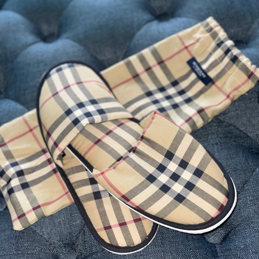COPY - BURBERRY house slippers